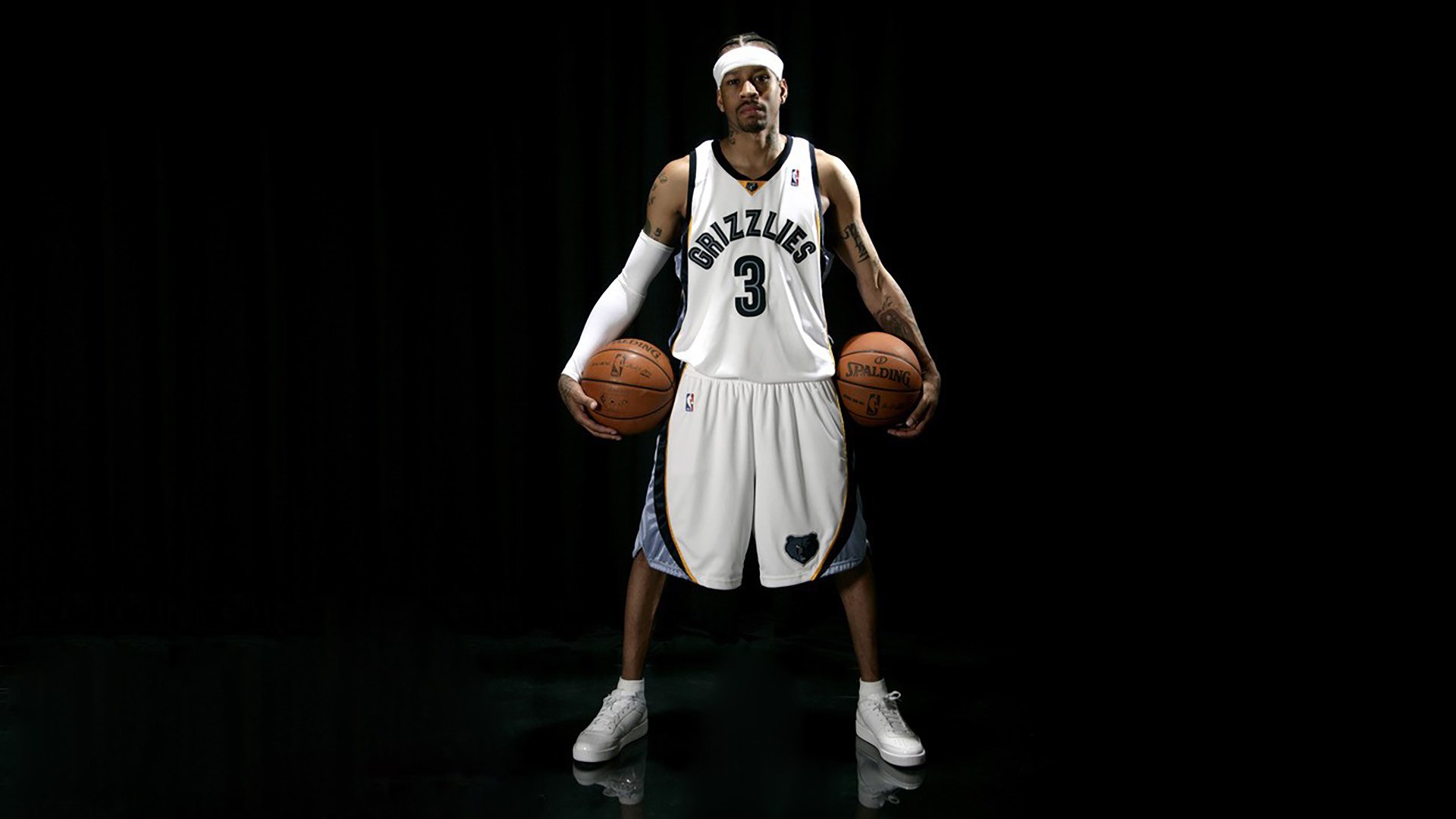 开云体育APP下载-魔咒终结之夜，当蓝月刺破苍穹，纪录为谁改写？