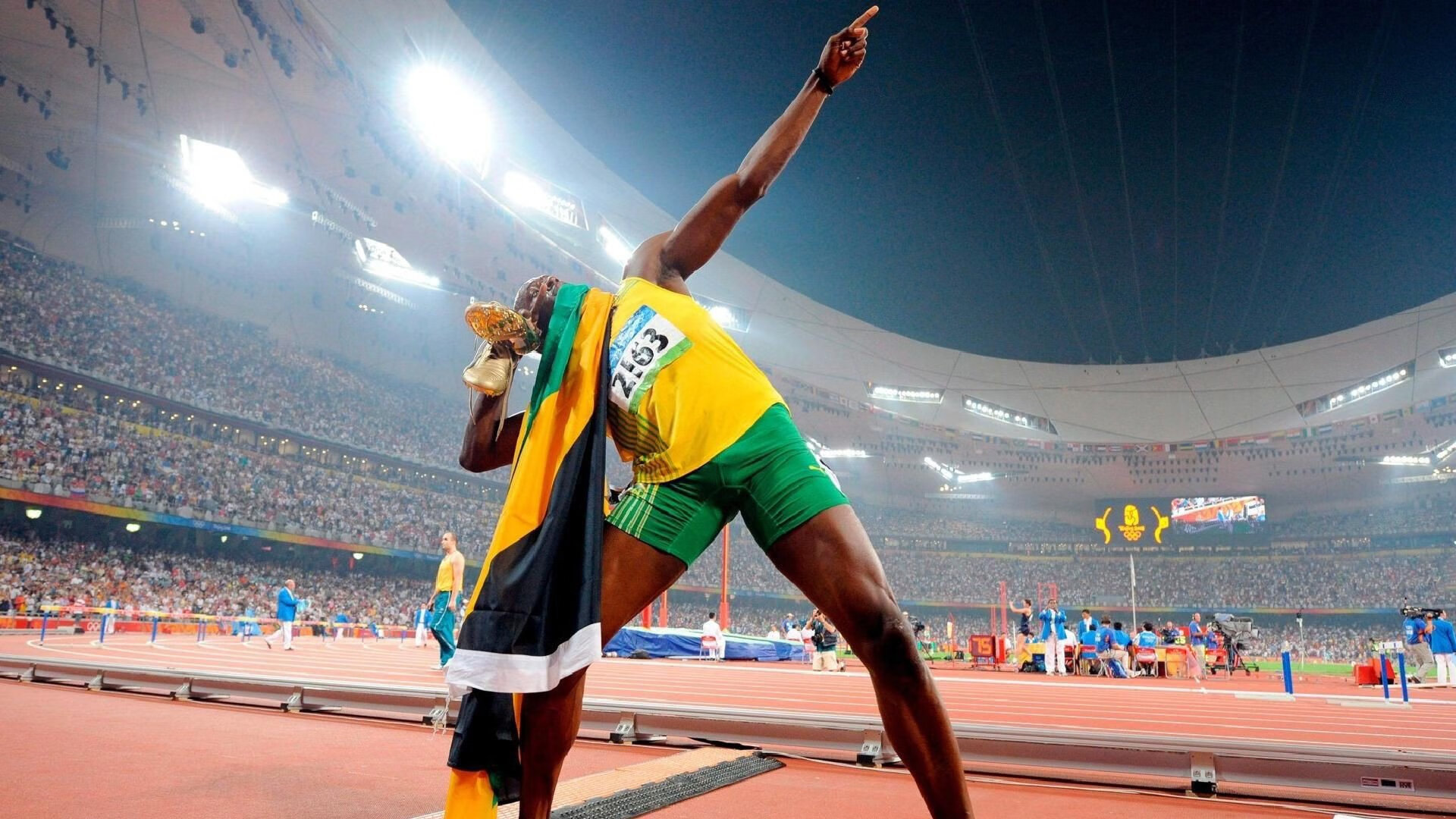 开云体育视频直播-当奖杯在马琳手中闪耀，他们击碎的不仅是日本队，更是那个跪着的自己